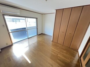 フェアリーテール出屋敷の物件内観写真